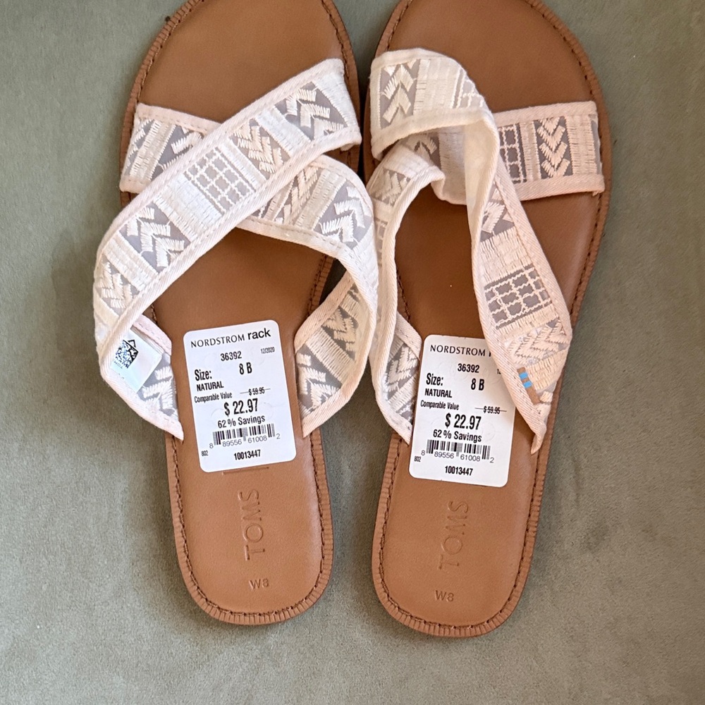 TOMS Women's Beige Patterned Sandals